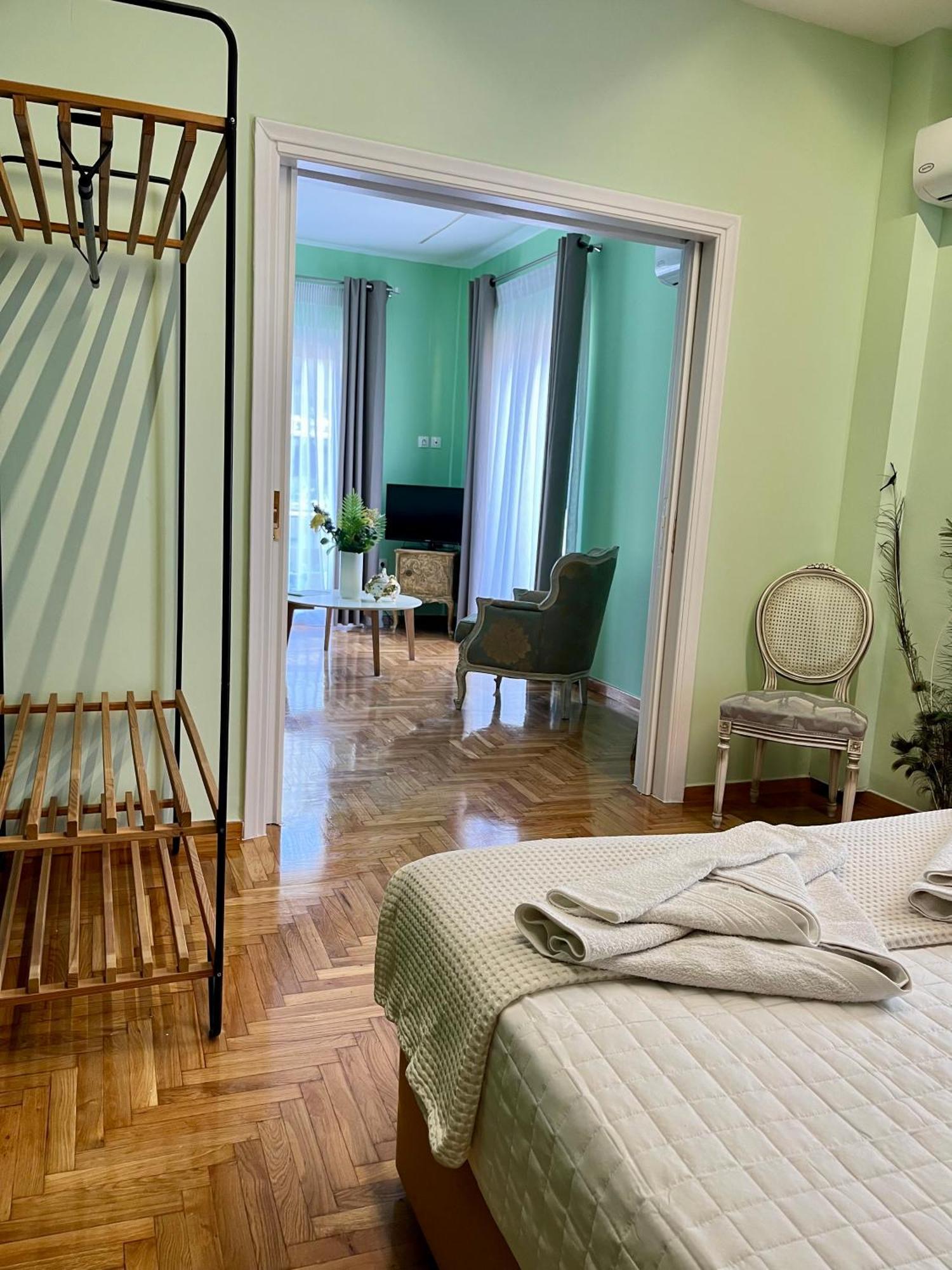 Olympian Zeus Apartments Атина Екстериор снимка